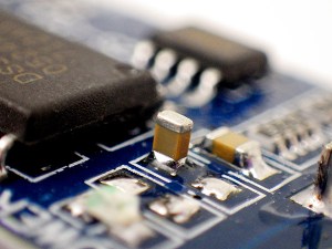 Usually the IC pads are bridged, but this is another typical soldering error you see on $1 stuff the 'bay