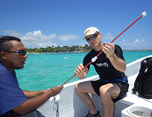 Showing Marco from CEA how the support system works.